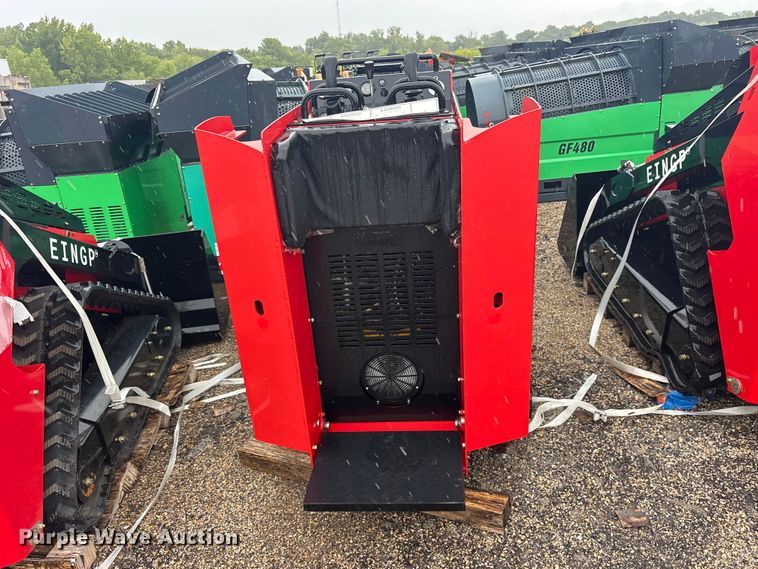 image for item ET0186 Erie SCL850 compact utility loader