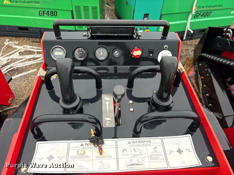 image for item ET0187 2824 Erie SCL850 compact utility loader