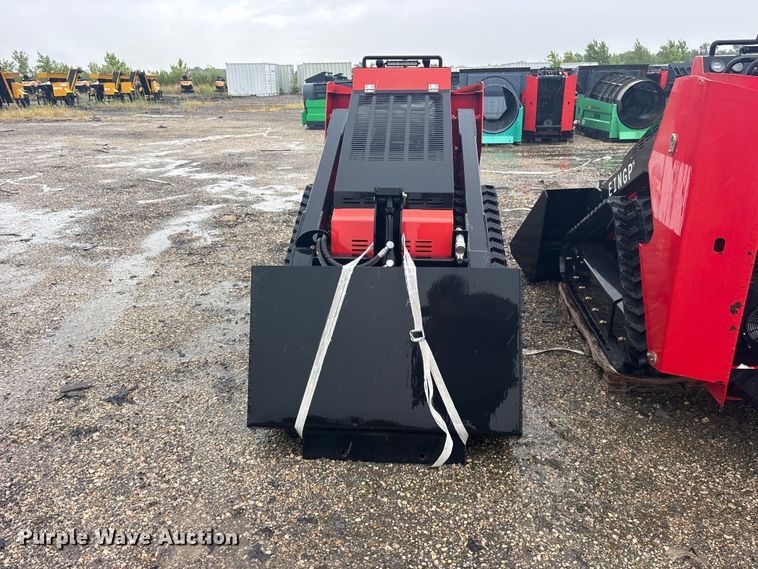 image for item ET0198 2024 Erie SCL850 compact utility loader