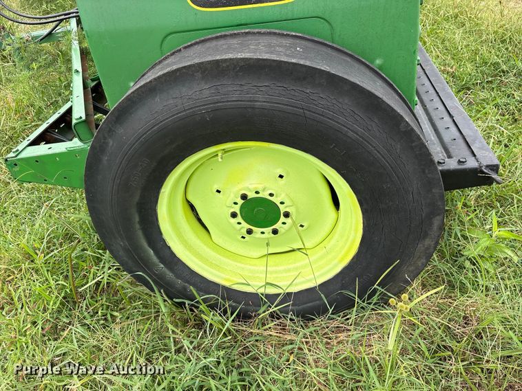 image for item ET0318 John Deere 8300 grain drill