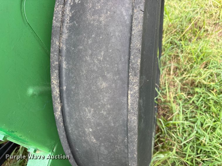 image for item ET0318 John Deere 8300 grain drill