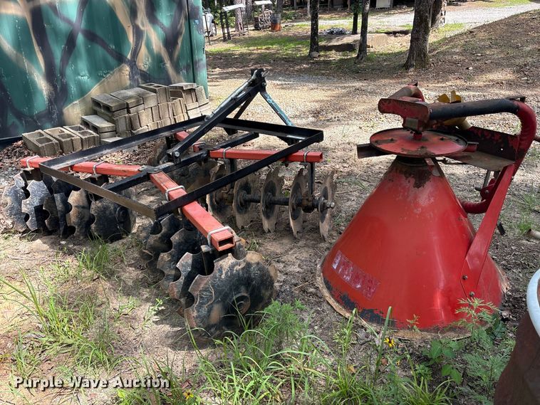image for item ET0323 Tractor attachments