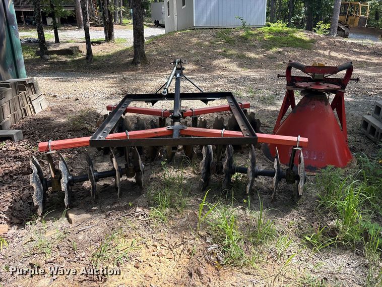 image for item ET0323 Tractor attachments