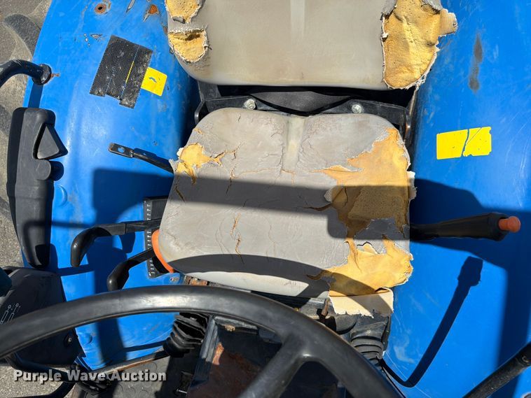 image for item ET0699 2018 New Holland T4.80V MFWD tractor