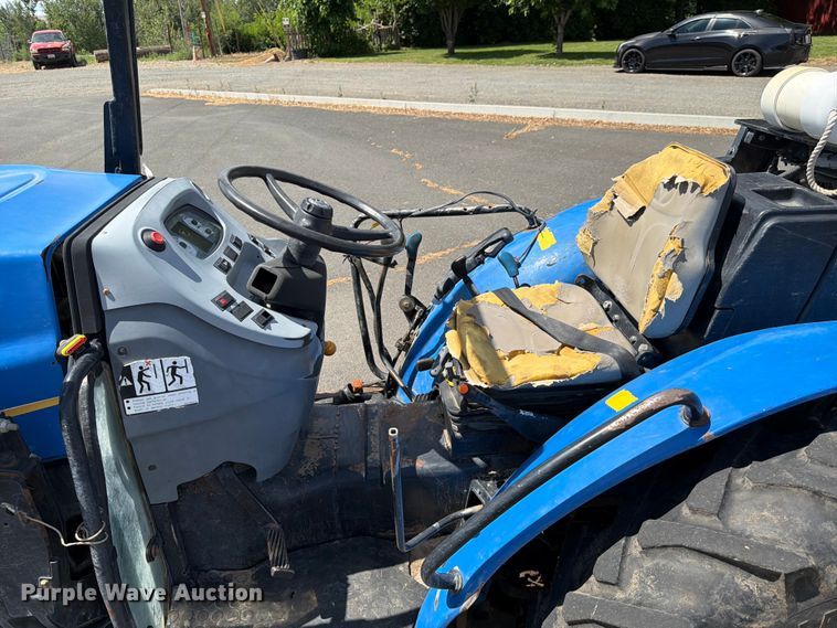 image for item ET0700 2018 New Holland T4.80V MFWD tractor