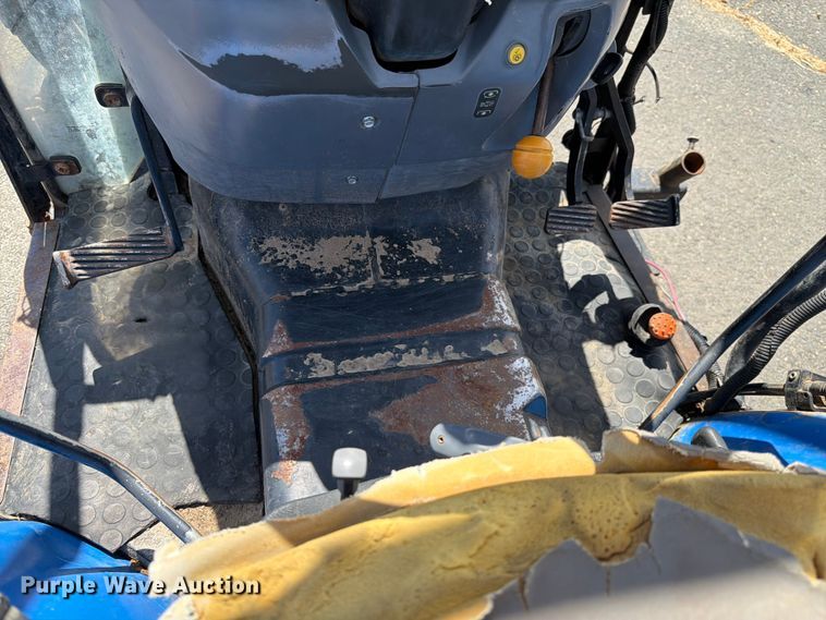 image for item ET0700 2018 New Holland T4.80V MFWD tractor