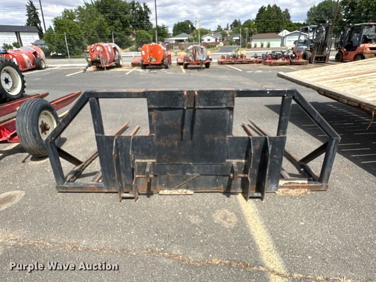 image for item ET0706 Orchard bin loader