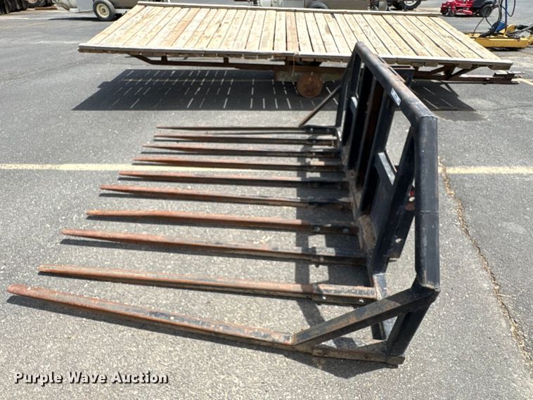 image for item ET0706 Orchard bin loader