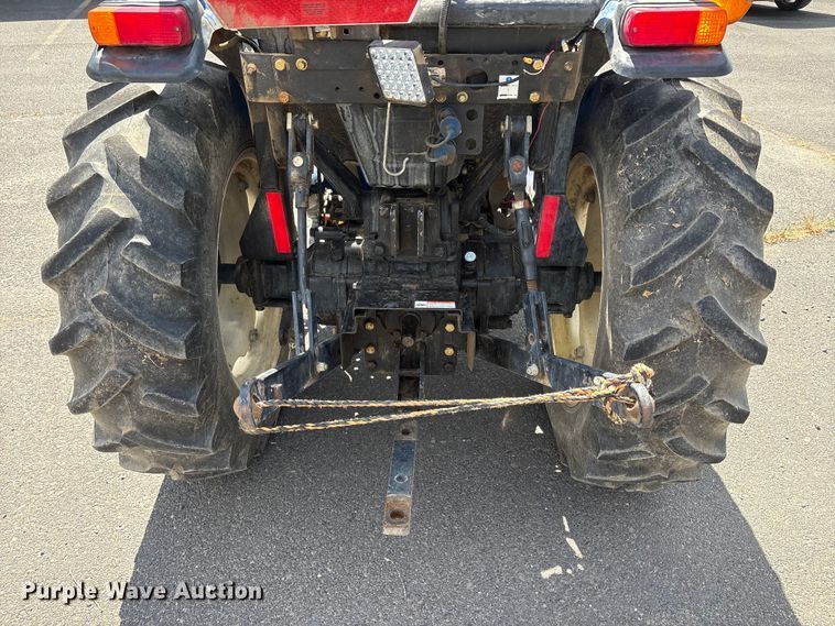 image for item ET0708 2018 New Holland Workmaster 35 MFWD tractor