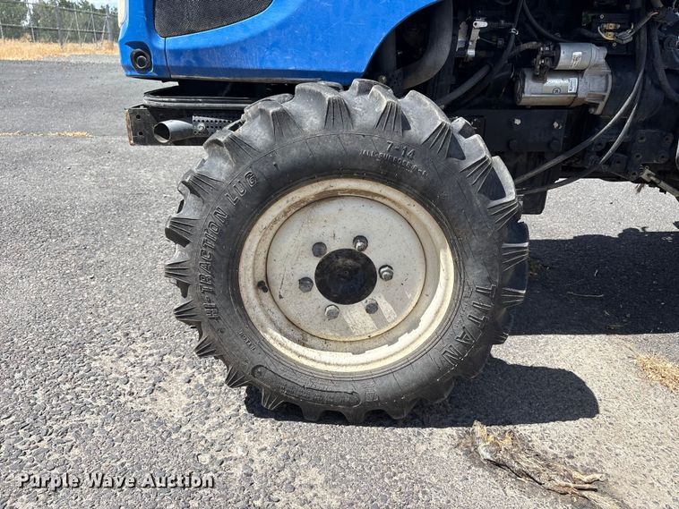 image for item ET0708 2018 New Holland Workmaster 35 MFWD tractor