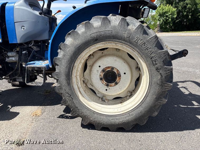 image for item ET0708 2018 New Holland Workmaster 35 MFWD tractor