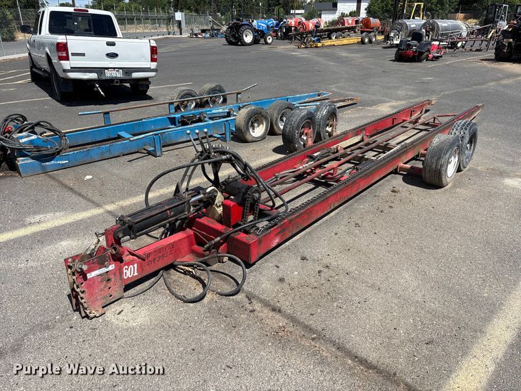 image for item ET0709 TR-165 orchard bin trailer