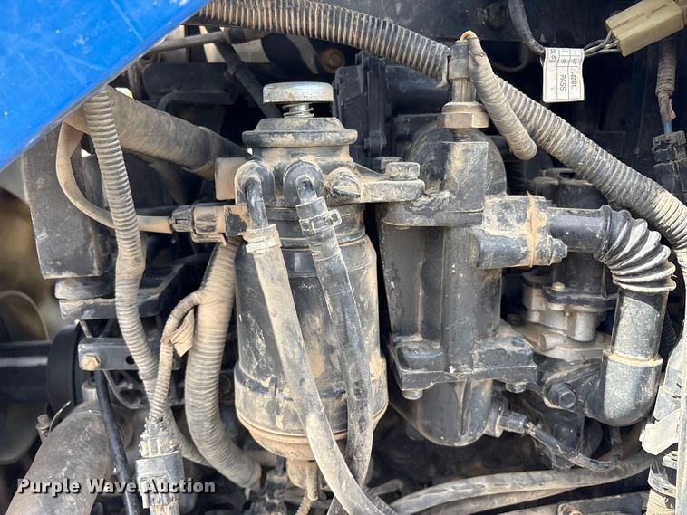 image for item ET0712 New Holland Workmaster 35 MFWD tractor