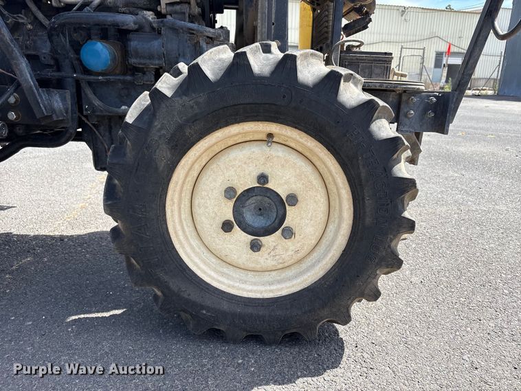 image for item ET0712 New Holland Workmaster 35 MFWD tractor