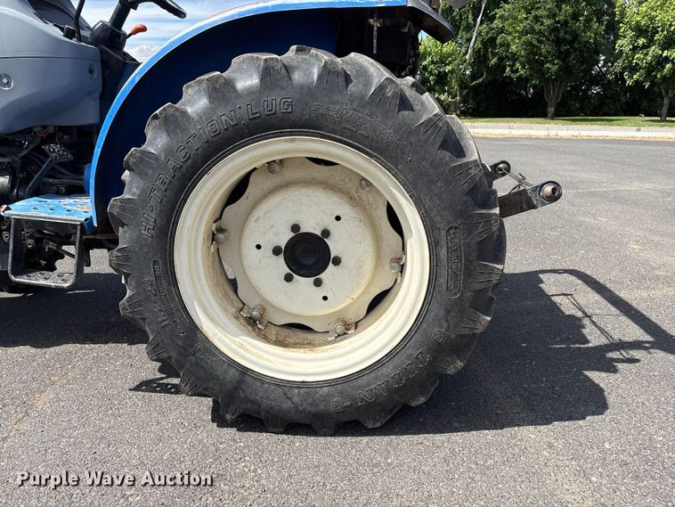image for item ET0712 New Holland Workmaster 35 MFWD tractor