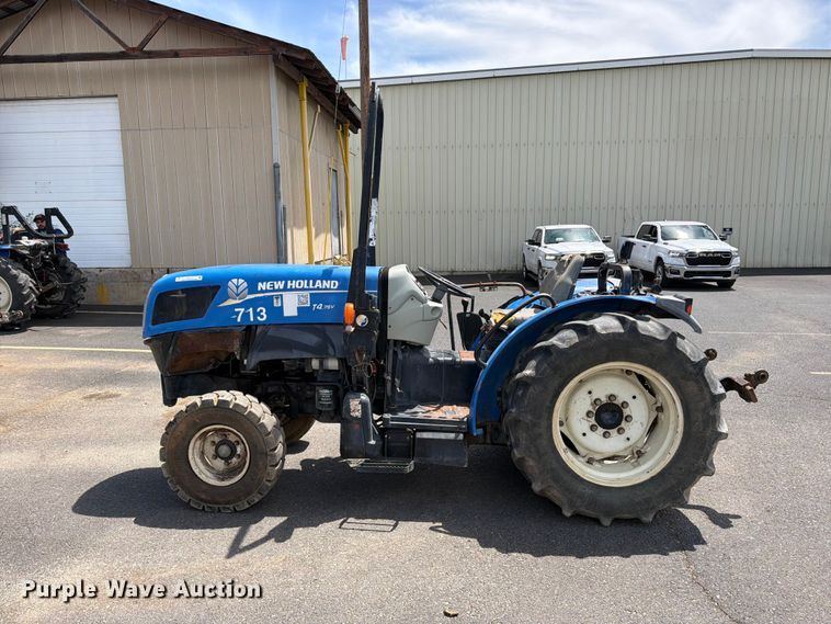 image for item ET0714 2013 New Holland T4.75V MFWD tractor