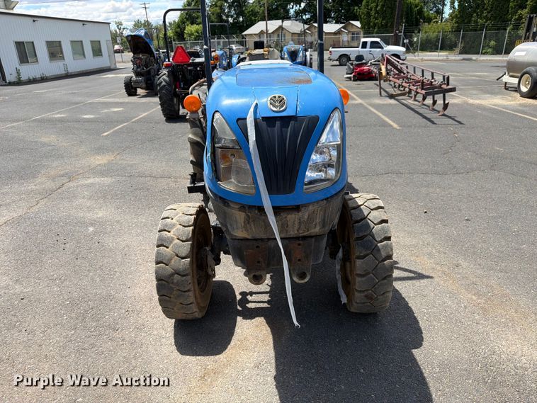 image for item ET0714 2013 New Holland T4.75V MFWD tractor