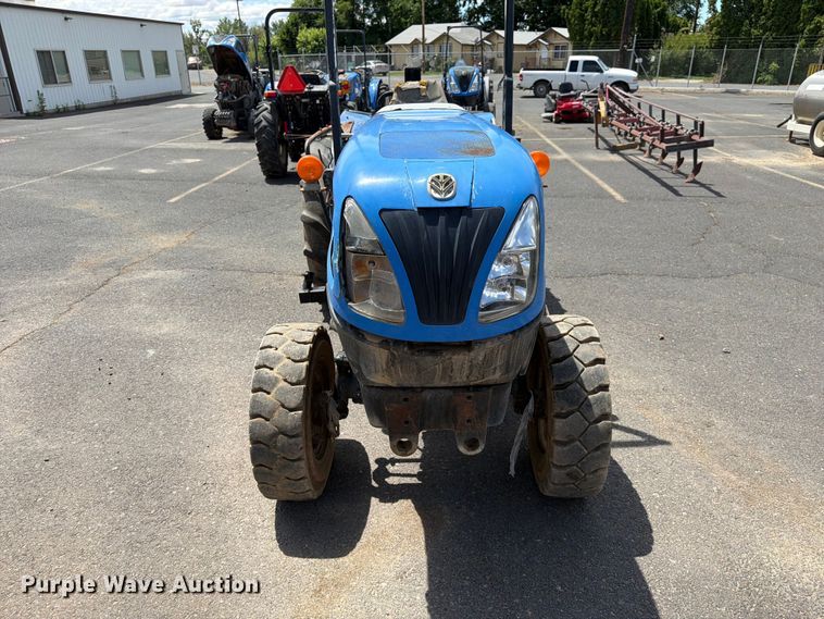 image for item ET0714 2013 New Holland T4.75V MFWD tractor