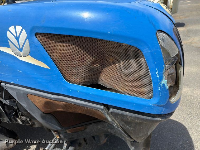 image for item ET0714 2013 New Holland T4.75V MFWD tractor