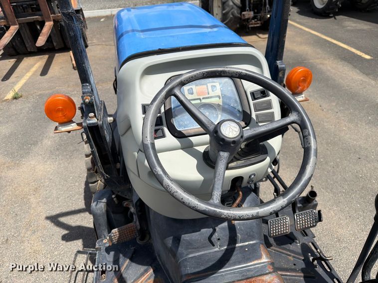 image for item ET0714 2013 New Holland T4.75V MFWD tractor