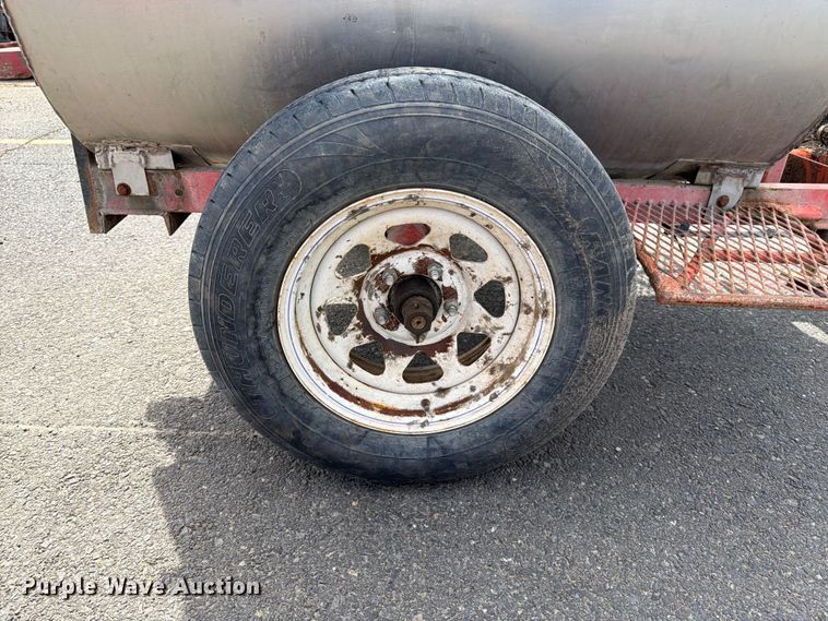 image for item ET0724 Tank trailer