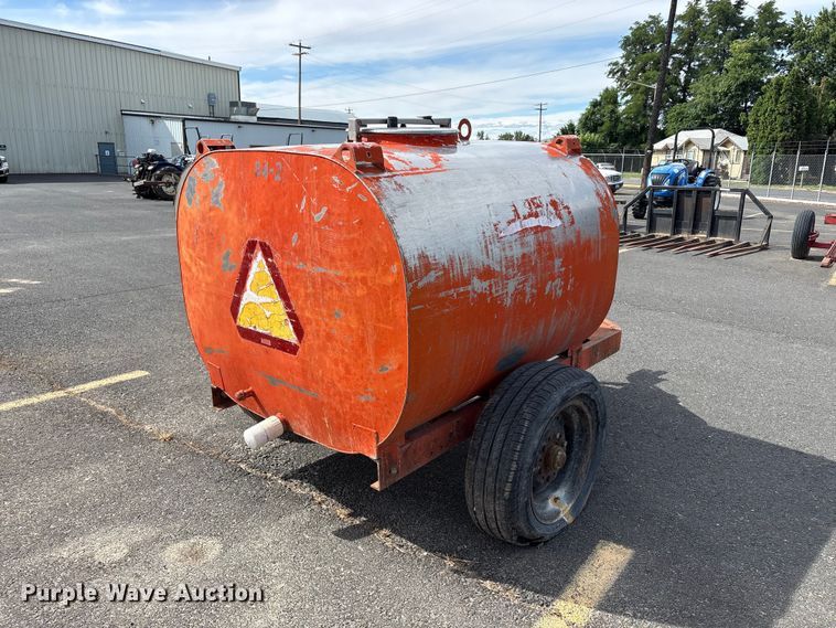 image for item ET0725 Rears tank trailer