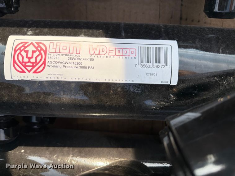 image for item EU5839 (17) Lion WD 3000 hydraulic cylinders