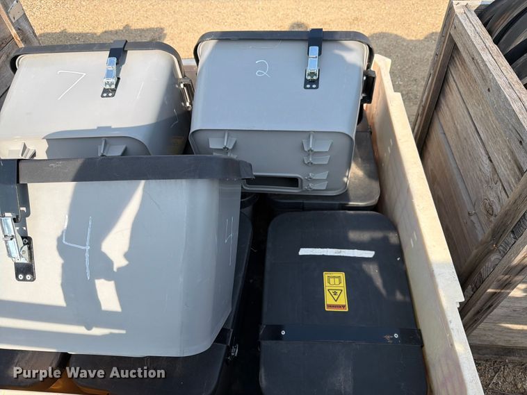 image for item EU5843 (9) insecticide hoppers