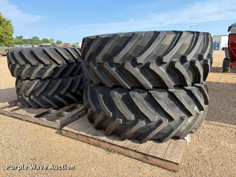 (4) Fendt 1050 tractor tires