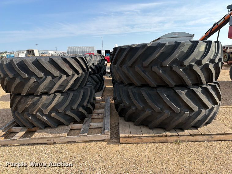 image for item EU5846 (4) Fendt 1050 tractor tires