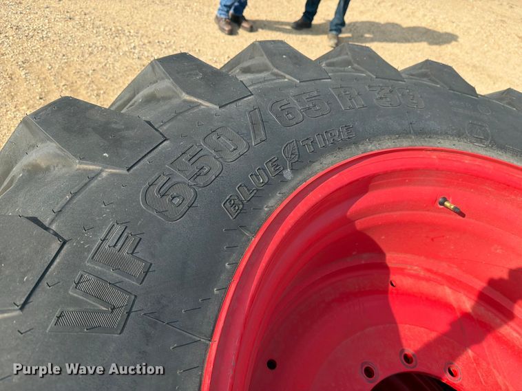 image for item EU5846 (4) Fendt 1050 tractor tires