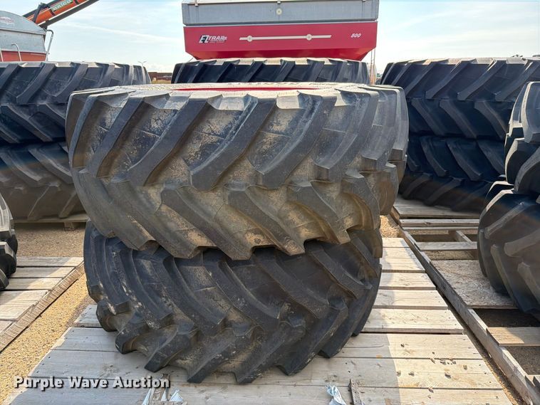 image for item EU5847 (4) Fendt 1050 tractor tires