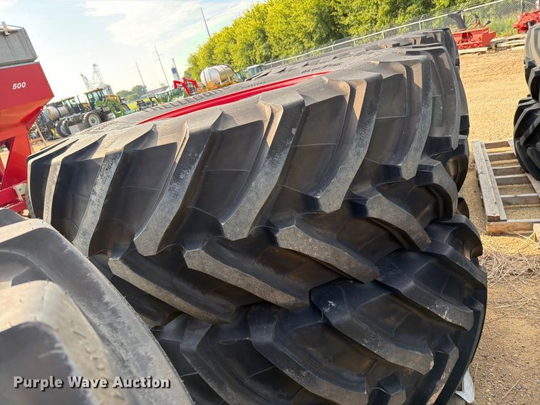 image for item EU5847 (4) Fendt 1050 tractor tires