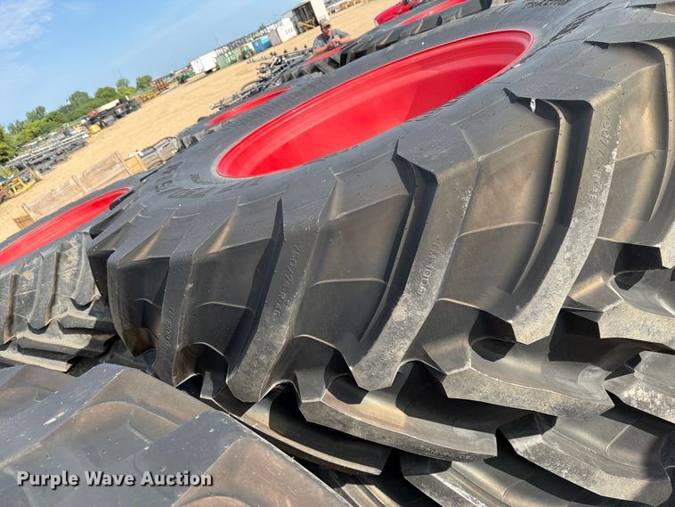 image for item EU5847 (4) Fendt 1050 tractor tires