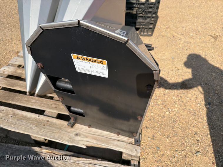 image for item EU5850 Crop shields
