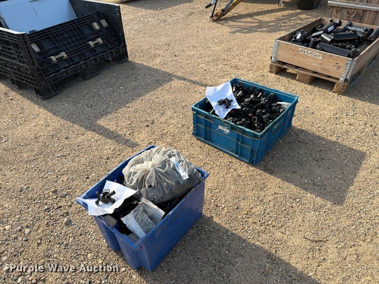 image for item EU5851 Three way nozzles