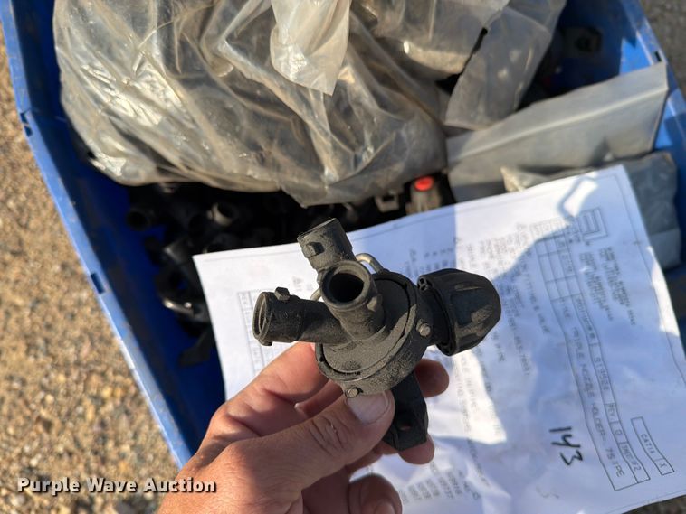 image for item EU5851 Three way nozzles