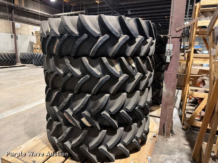 image for item EU5856 4 wheels and tires