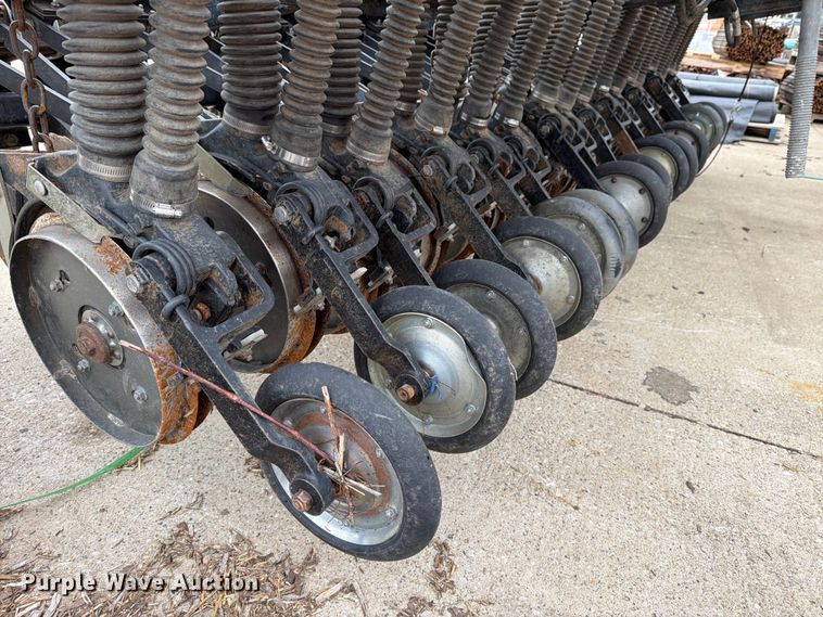 image for item EU5880 Truax Flex-II no-till grain drill