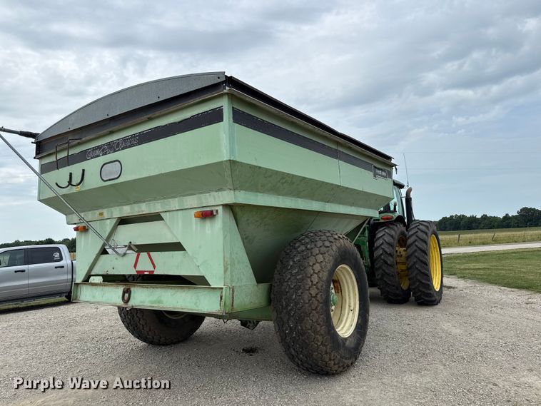 image for item EV6044 Parker 675 grain cart