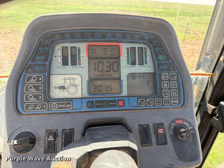 image for item EW1044 1997 New Holland 8870 MFWD tractor