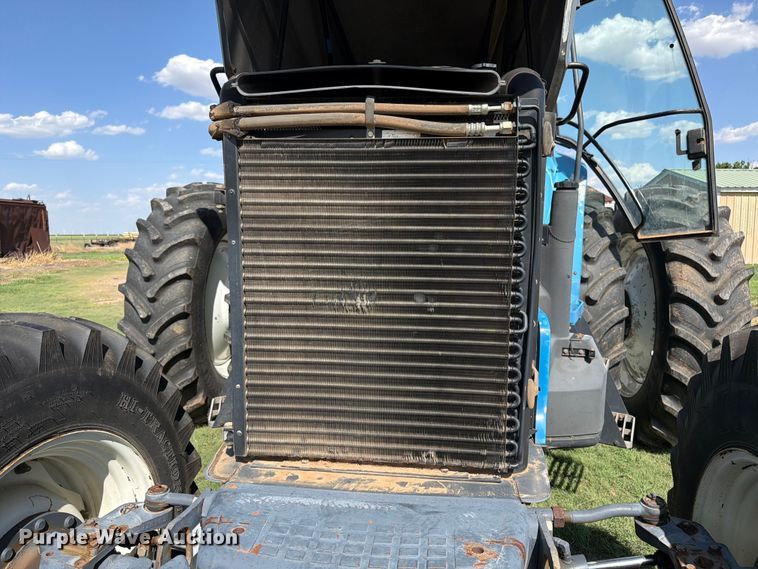 image for item EW1044 1997 New Holland 8870 MFWD tractor