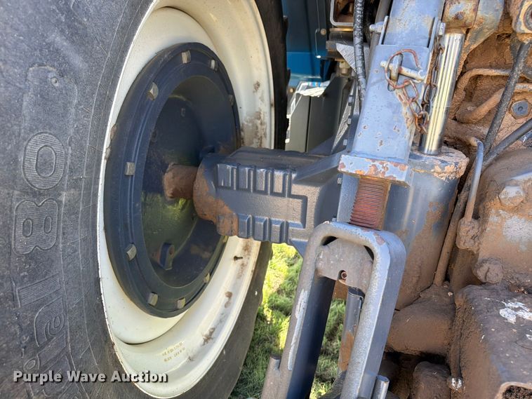 image for item EW1044 1997 New Holland 8870 MFWD tractor