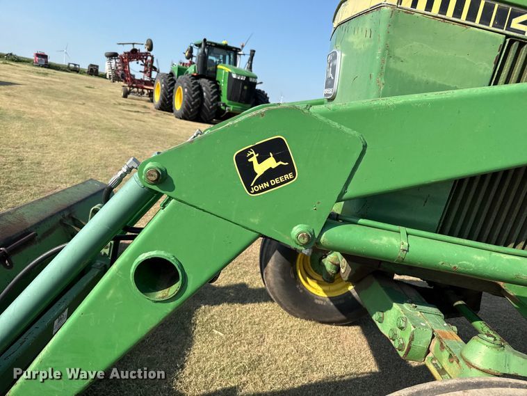 image for item EW4048 1979 John Deere 4640 tractor