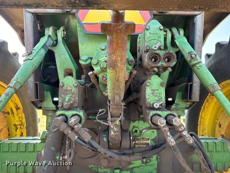 image for item EW4048 1979 John Deere 4640 tractor
