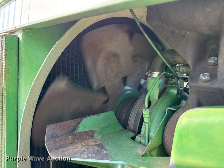 image for item EW4048 1979 John Deere 4640 tractor