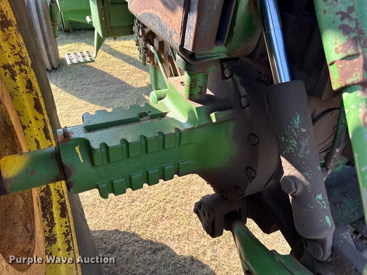 image for item EW4048 1979 John Deere 4640 tractor