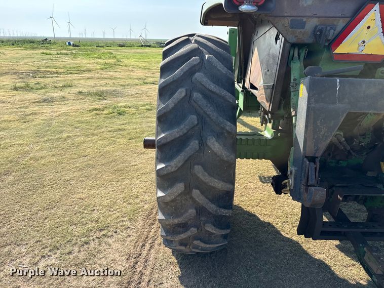 image for item EW4048 1979 John Deere 4640 tractor