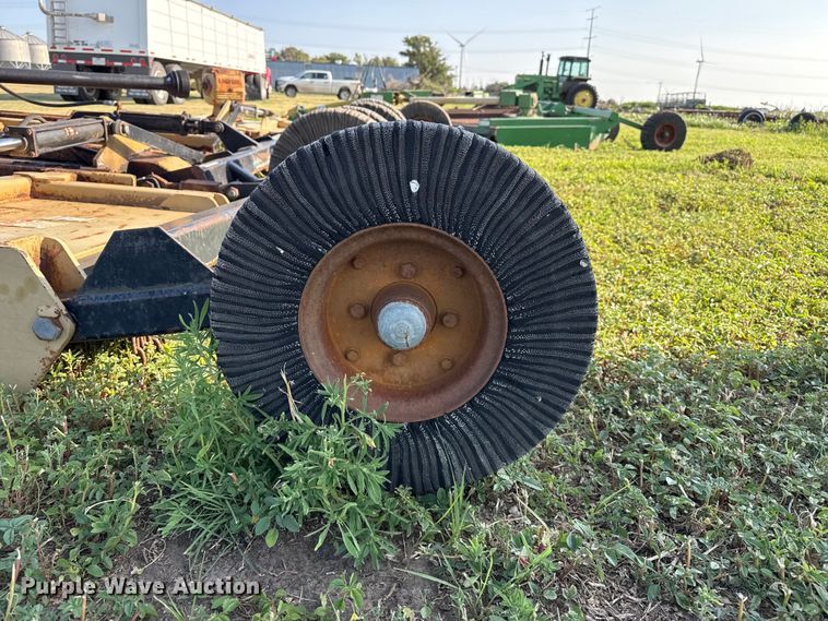 image for item EW4050 2002 Land Pride RCM5015 batwing rotary mower