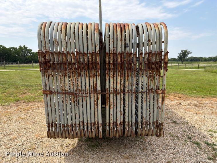 image for item EW4993 (30) Winkel livestock panels